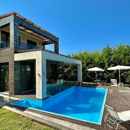 Villa Foxen Exclusive Pool Villa, Sani *