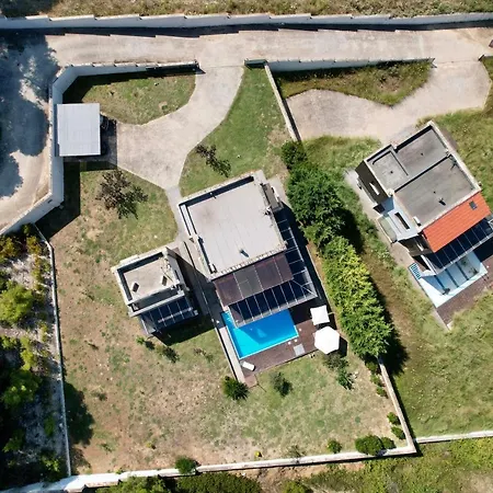 Foxen Exclusive Pool Villa, Sani Villa